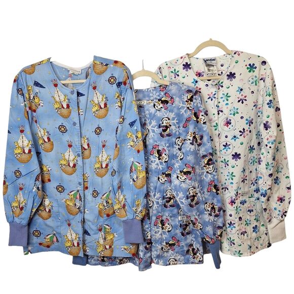 Landau, Peaches Uniforms, Crest Jackets & Blazers - Lot Of 3 Womens Long Sleeve Scrub Jackets Size L Medical Hospital Dental